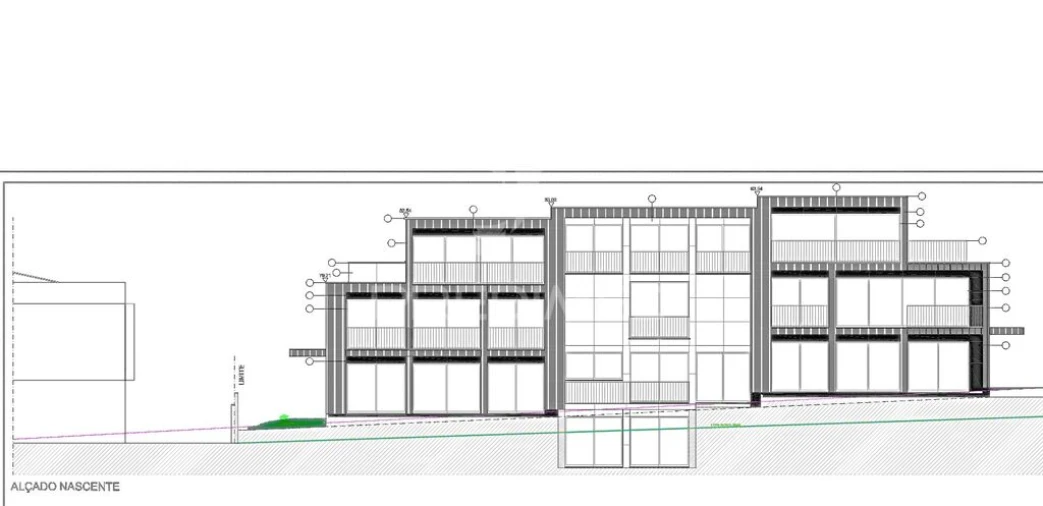 Terreno para Venda em Cidade da Maia Foto 11