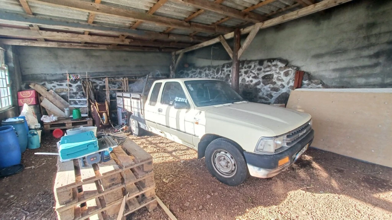 Moradia T2 para Venda em Calheta Foto 31