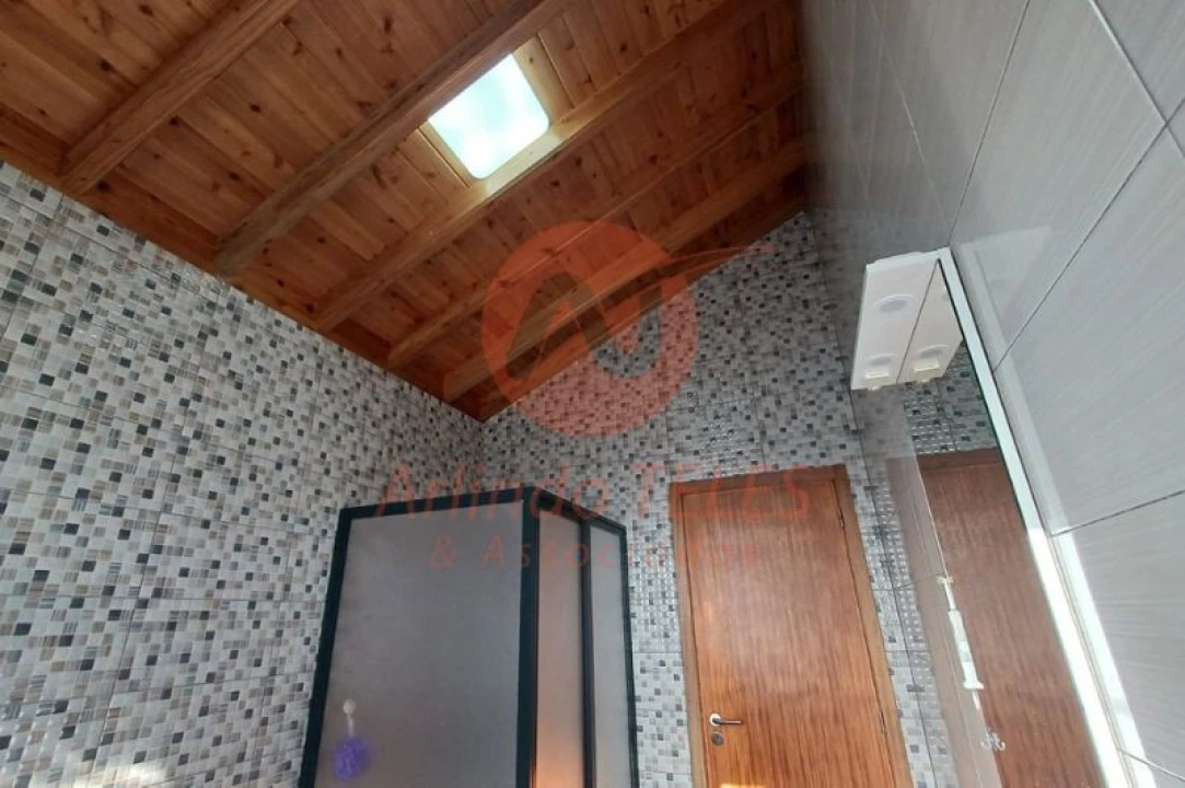 Moradia T2 para Venda em Calheta Foto 22