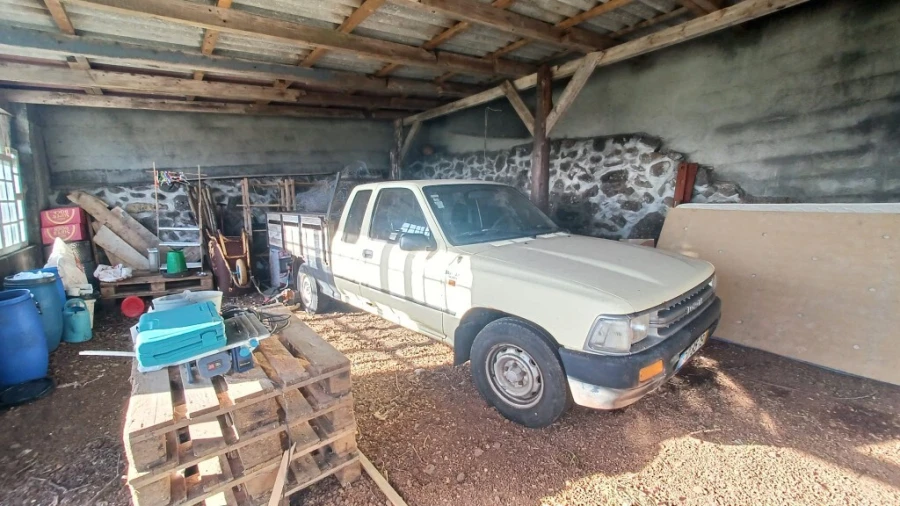 Moradia T2 para Venda em Calheta Foto 31