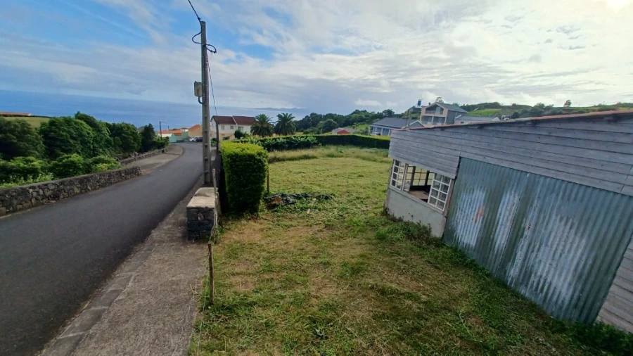 Moradia T2 para Venda em Calheta Foto 5