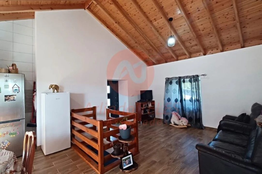 Moradia T2 para Venda em Calheta Foto 13