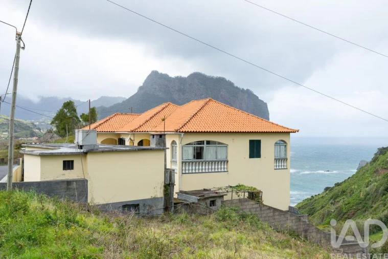 Moradia T4 para Venda em Porto da Cruz Foto 28