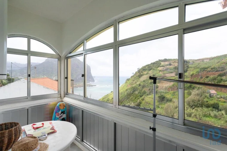 Moradia T4 para Venda em Porto da Cruz Foto 6