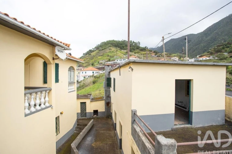 Moradia T4 para Venda em Porto da Cruz Foto 23