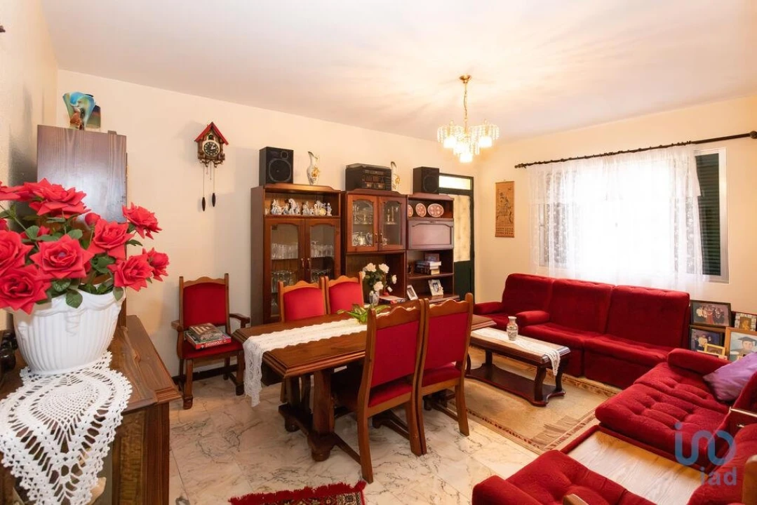 Moradia T4 para Venda em Porto da Cruz Foto 4