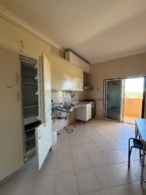 Apartamento T3 para Venda em Albufeira e Olhos de Água