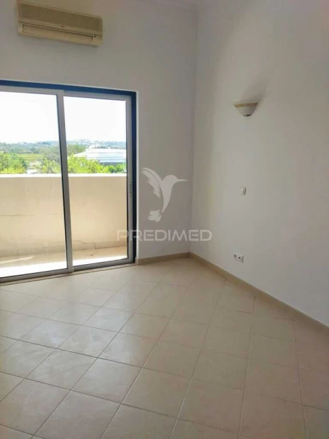 Apartamento T3 para Venda em Albufeira e Olhos de Água