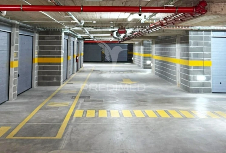 Garagem para Venda em Portimão Foto 5