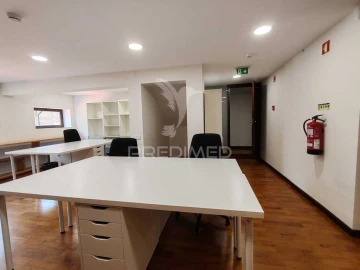Escritório para Arrendamento em Aldoar, Foz do Douro e Nevogilde