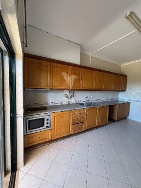 Apartamento T3 para Venda em Albufeira e Olhos de Água