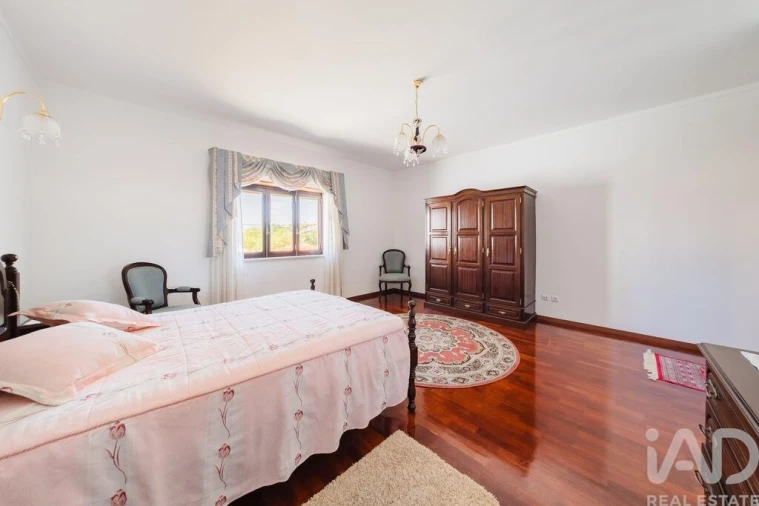 Moradia T6 para Venda em Foz do Arelho Foto 16