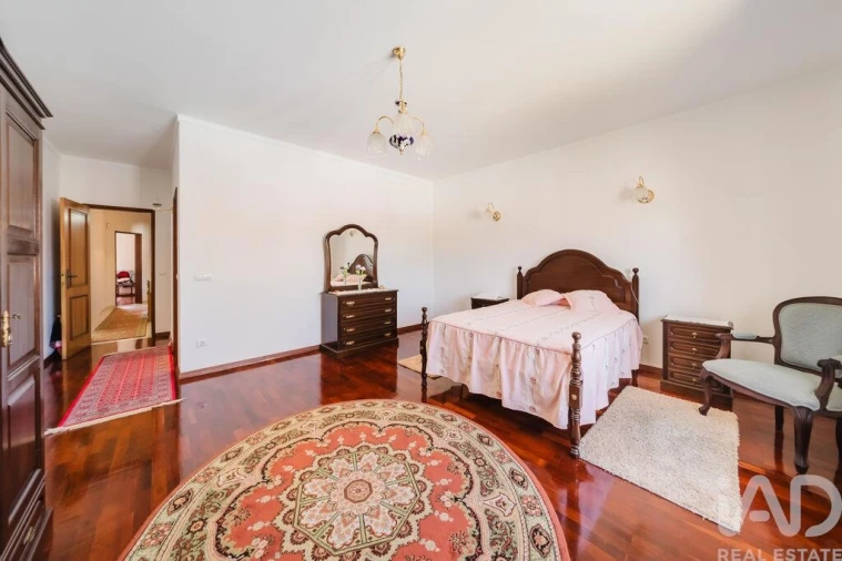 Moradia T6 para Venda em Foz do Arelho Foto 17