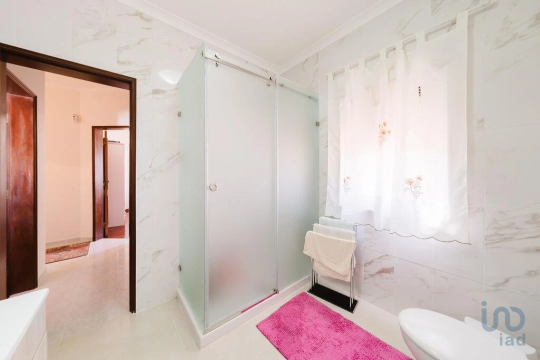 Moradia T6 para Venda em Foz do Arelho Foto 10