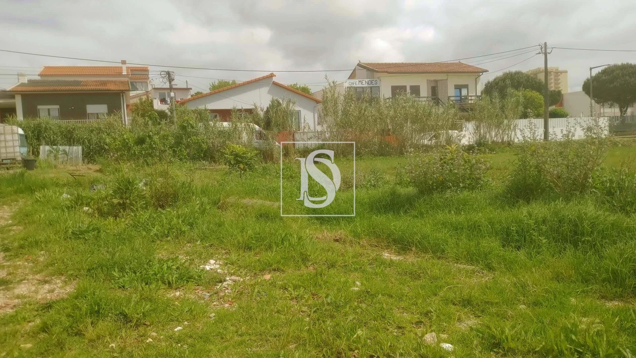 Terreno para Venda em Tavarede Foto 3