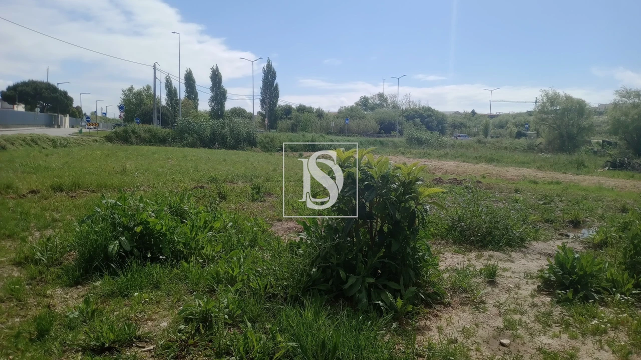 Terreno para Venda em Tavarede Foto 6