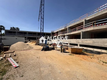 Moradia T3 para Venda em Loule (São Clemente)