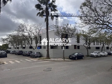 Moradia T3 para Venda em Loule (São Clemente)