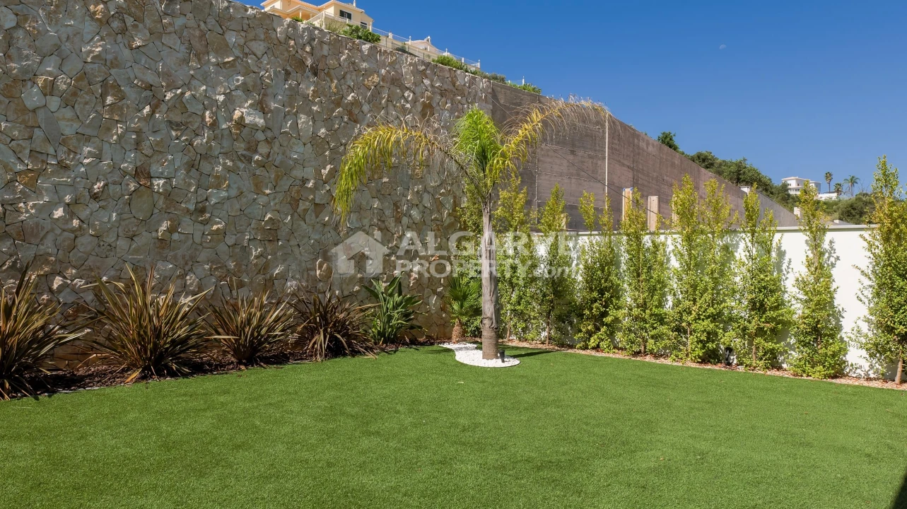 Moradia T4 para Venda em Albufeira e Olhos de Água Foto 53