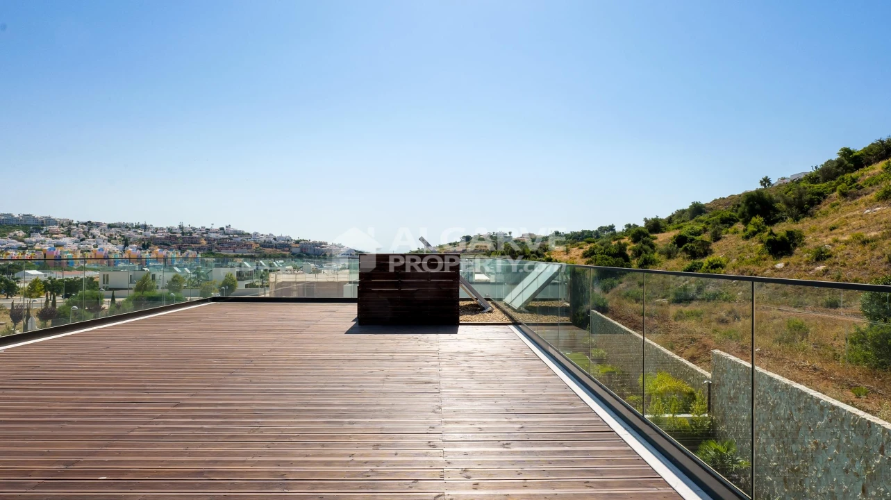 Moradia T4 para Venda em Albufeira e Olhos de Água Foto 46