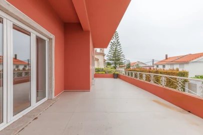 Moradia T6 para Venda em Belém