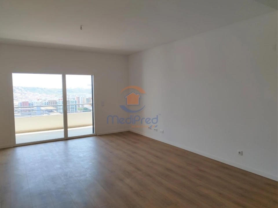 Apartamento T3 para Venda em Odivelas Foto 7