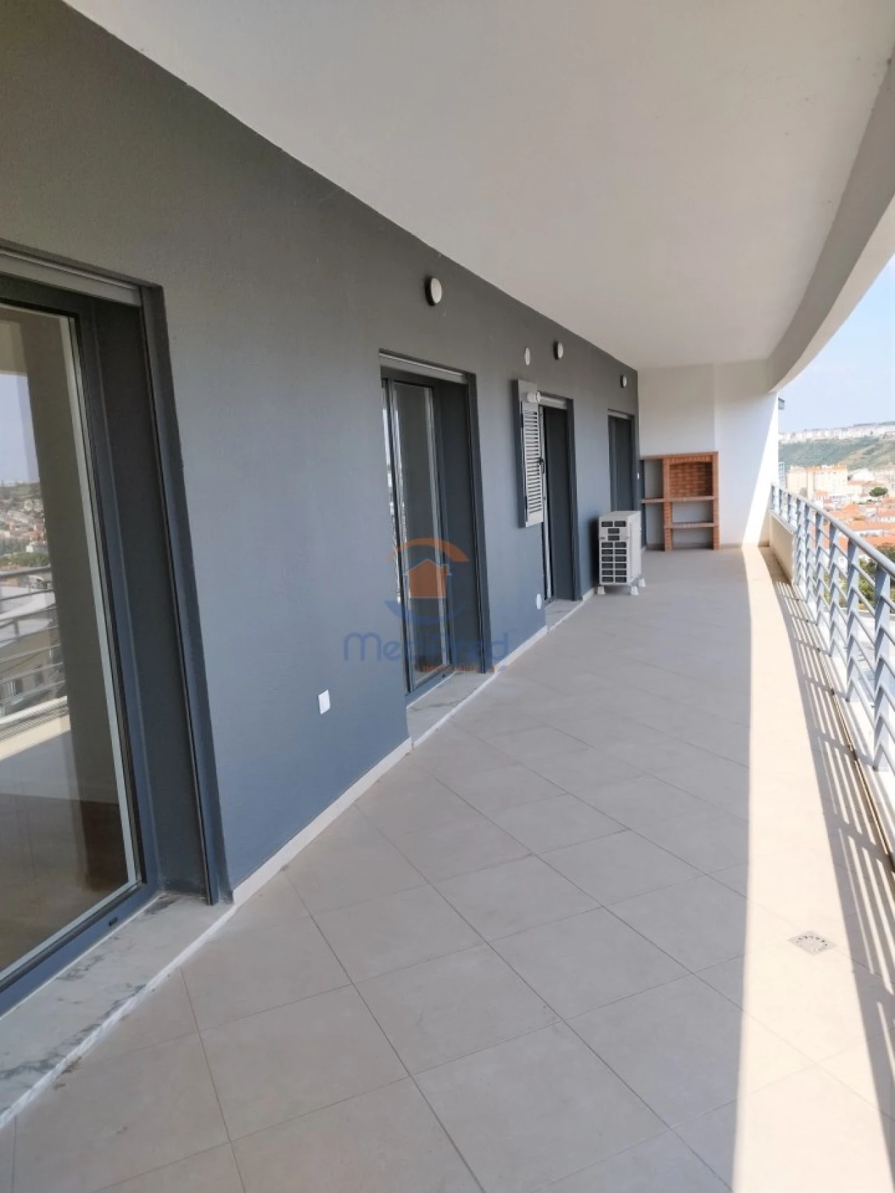 Apartamento T3 para Venda em Odivelas Foto 1