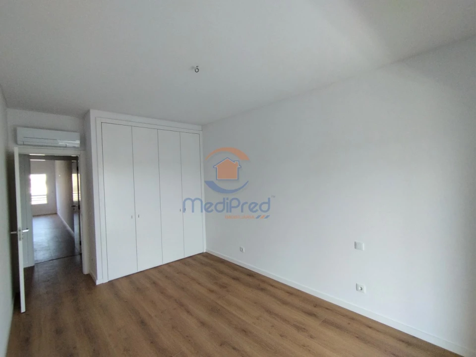 Apartamento T3 para Venda em Odivelas Foto 14