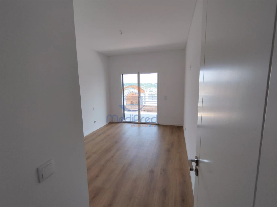 Apartamento T3 para Venda em Odivelas Foto 15