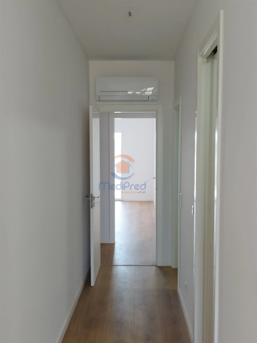 Apartamento T3 para Venda em Odivelas Foto 9