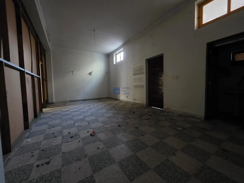 Negócio para Arrendamento em Nossa Senhora da Piedade Foto 14