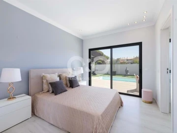 Moradia T4 para Venda em Vila de Sagres