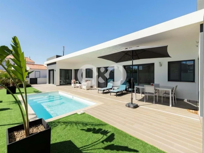 Moradia T4 para Venda em Vila de Sagres Foto 5