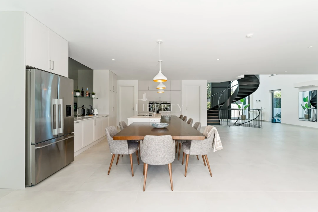 Moradia T5 para Venda em Almancil Planta 11