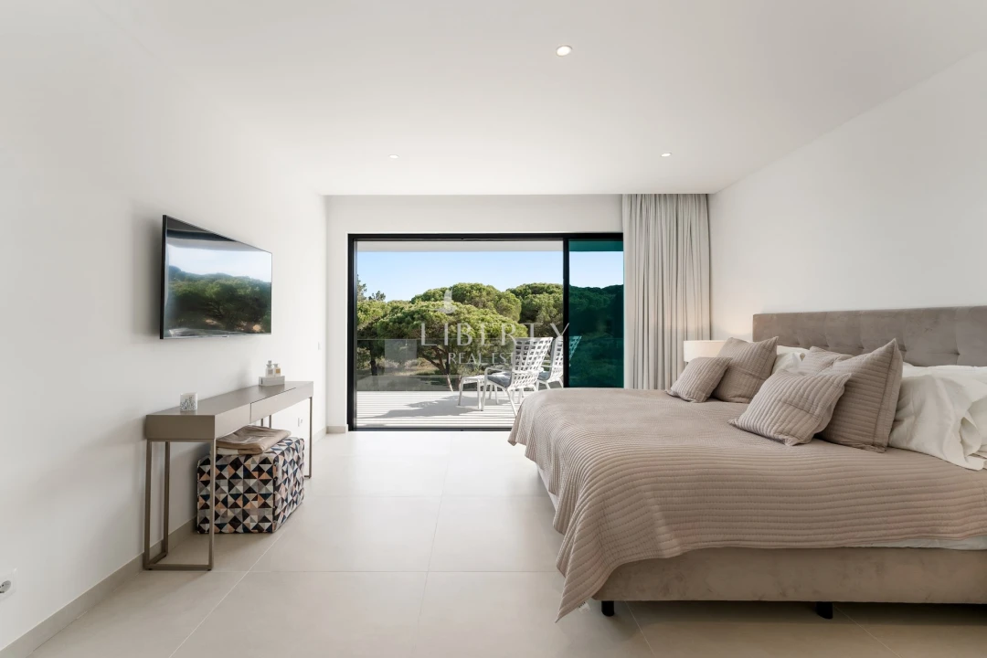 Moradia T5 para Venda em Almancil Planta 16