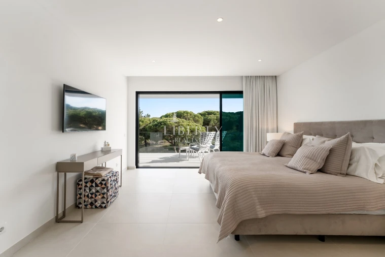 Moradia T5 para Venda em Almancil Planta 16