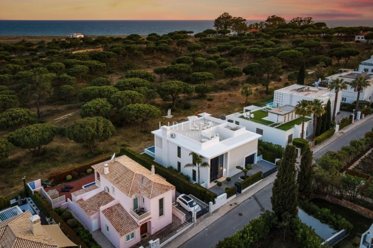 Moradia T5 para Venda em Almancil Planta 35