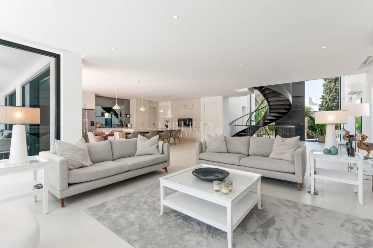 Moradia T5 para Venda em Almancil Planta 4