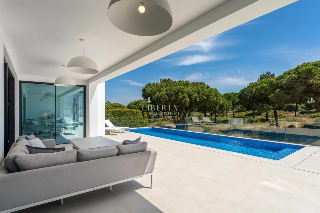 Moradia T5 para Venda em Almancil Planta 14