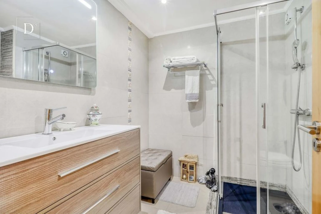 Apartamento T2 para Venda em Albufeira e Olhos de Água Foto 16