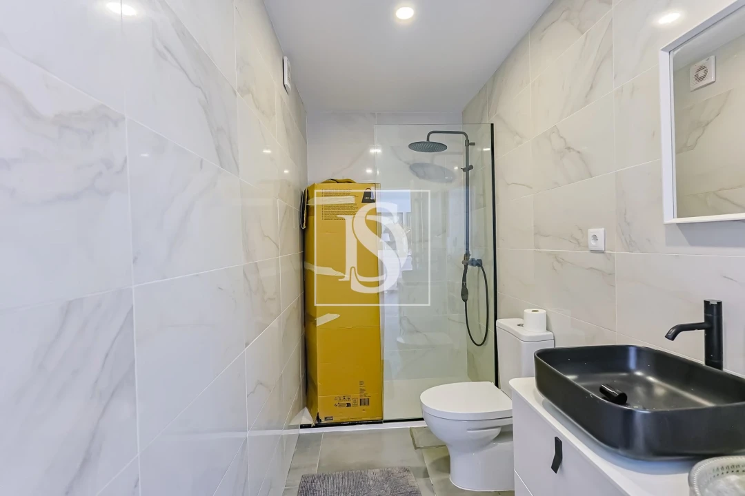 Moradia T4 para Venda em Abade de Neiva Foto 36