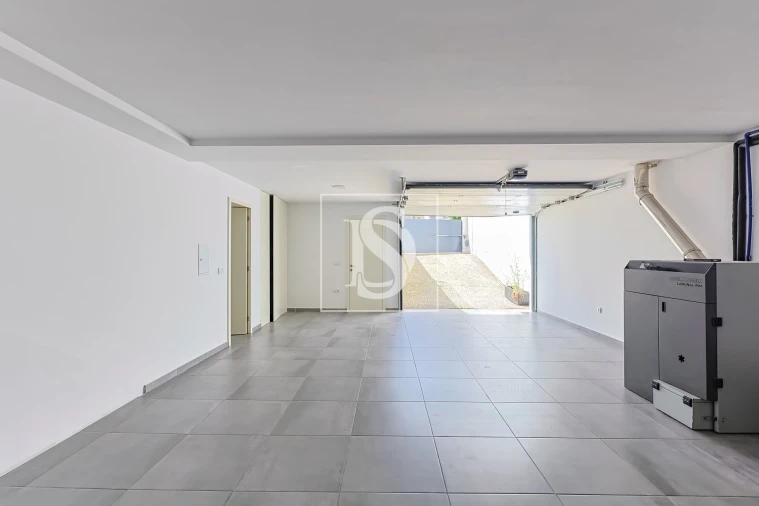 Moradia T4 para Venda em Abade de Neiva Foto 34