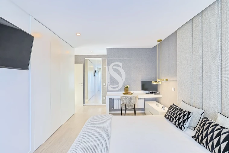 Moradia T4 para Venda em Abade de Neiva Foto 23