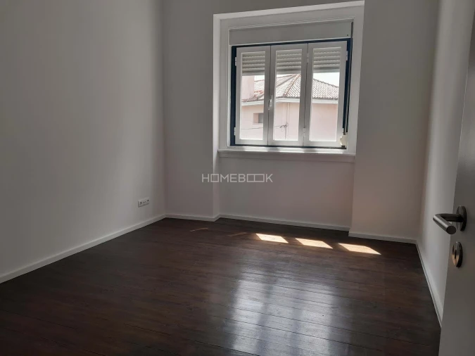 Apartamento T2 para Venda em Penha de França Foto 14