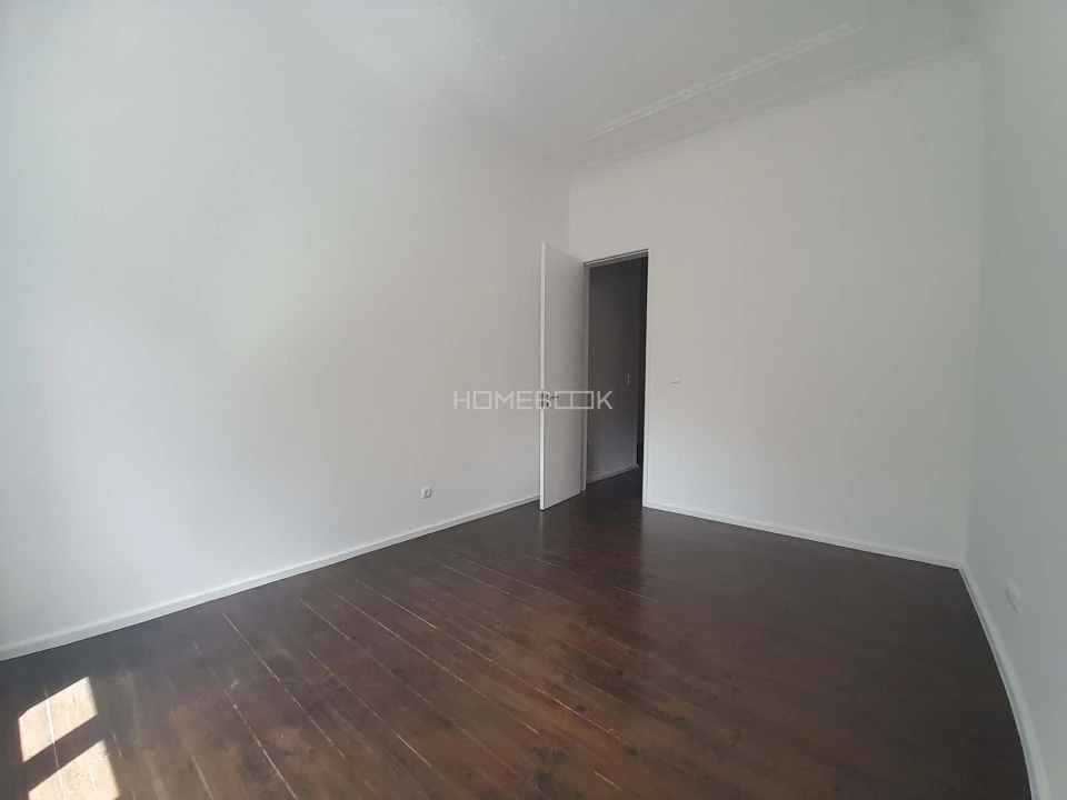 Apartamento T2 para Venda em Penha de França Foto 15