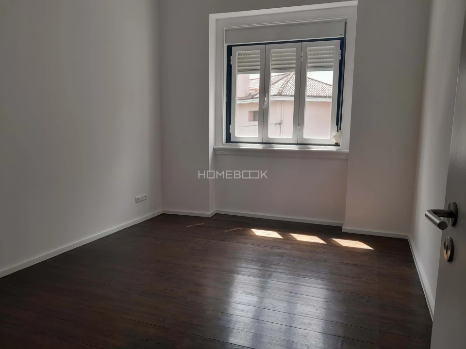 Apartamento T2 para Venda em Penha de França Foto 14