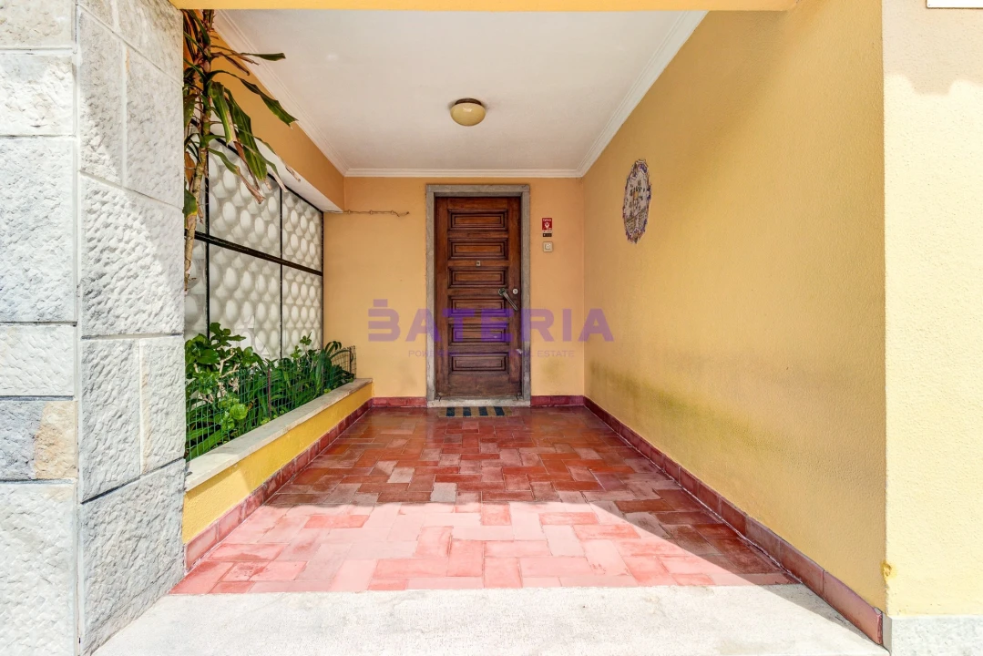 Moradia T5 para Venda em Algés, Linda-A-Velha e Cruz Quebrada-Dafundo Foto 35