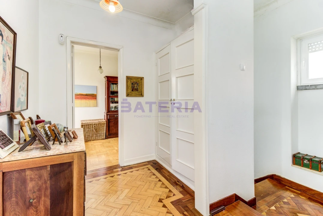 Moradia T5 para Venda em Algés, Linda-A-Velha e Cruz Quebrada-Dafundo Foto 17