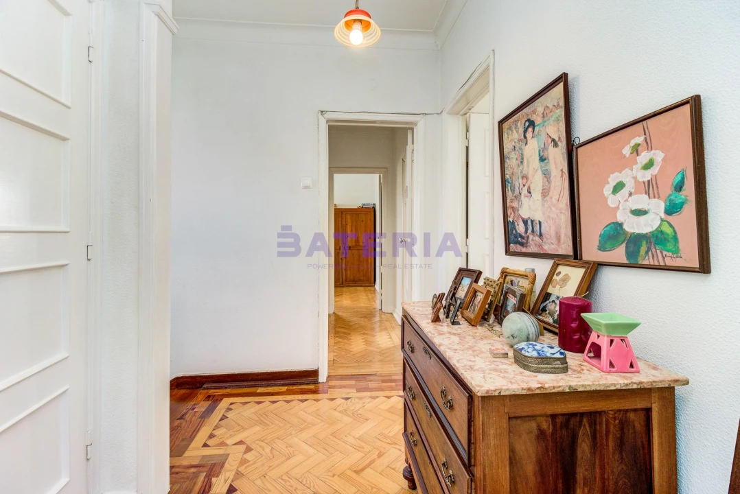 Moradia T5 para Venda em Algés, Linda-A-Velha e Cruz Quebrada-Dafundo Foto 16