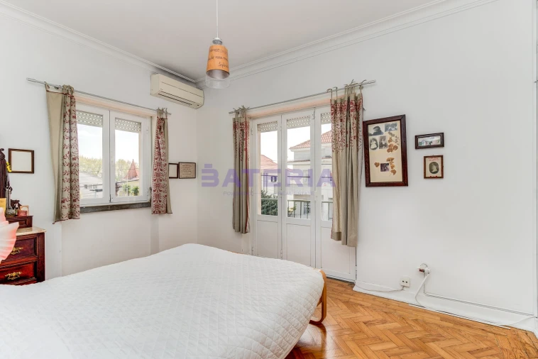 Moradia T5 para Venda em Algés, Linda-A-Velha e Cruz Quebrada-Dafundo Foto 27